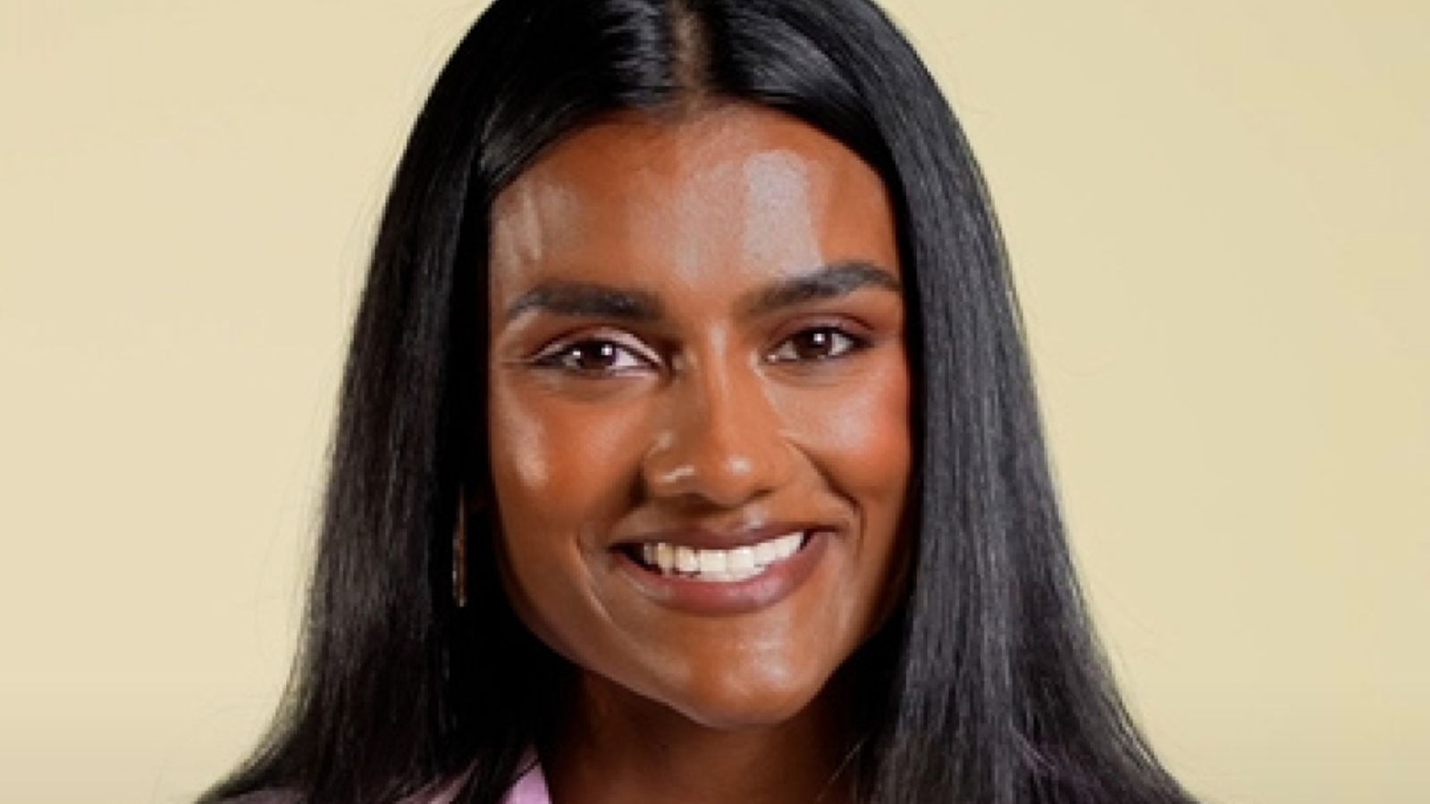Simone Ashley's 5 Feminist Commandments