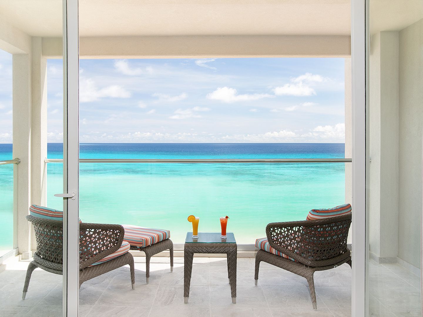 I took my partner on a whirlwind tour of all the most romantic spots in Barbados