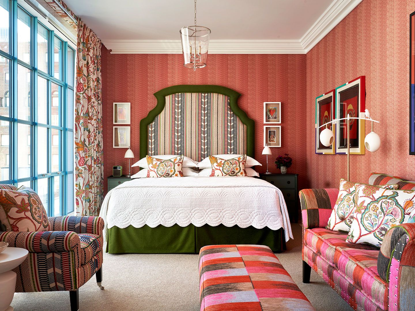 This New York Hotel is undoubtedly my favourite for a real slice of city life