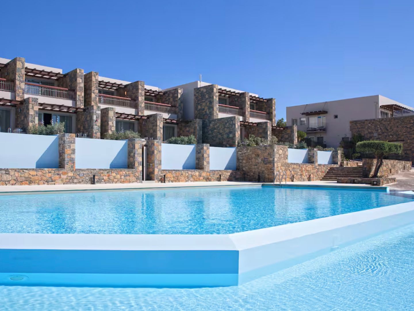 This Cretan hotel is the dreamiest spot for a mother-daughter holiday this summer
