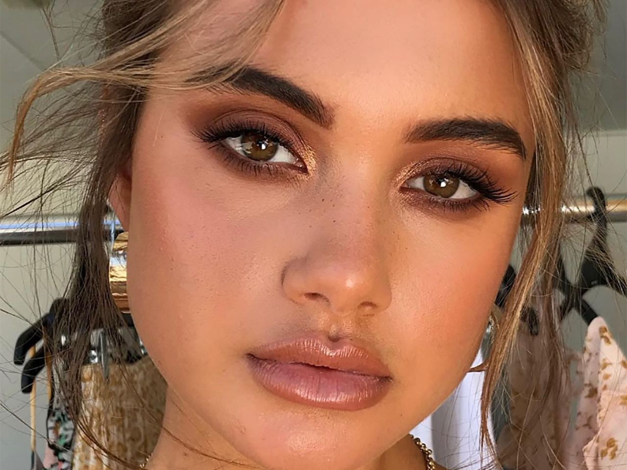 Bronzy Y2K glam is making a comeback and it's perfect for summer goddess vibes